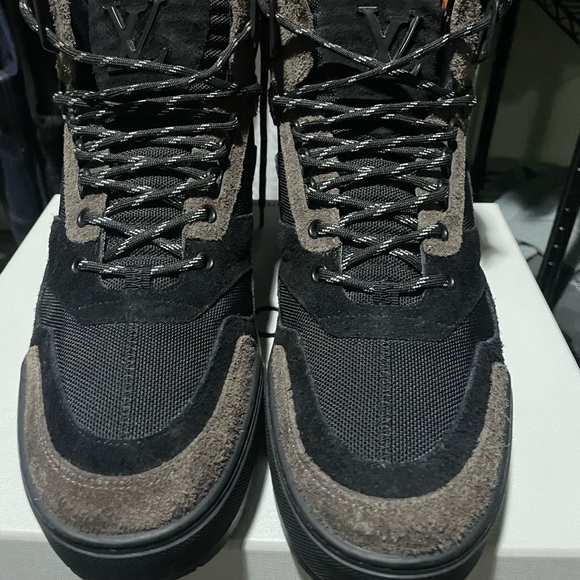 Louis Vuitton  hiking boot size US 10 - Picture 5 of 6